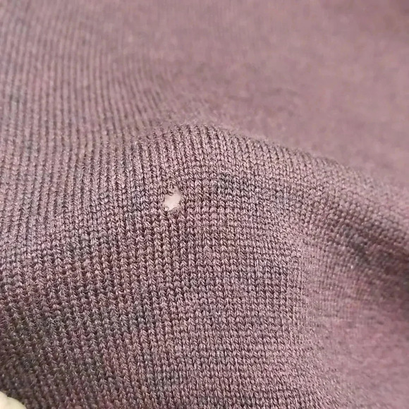 {Hart Schaffner Marx} Extra Fine Merino Wool Vest in Burgundy - Picture 10 of 11